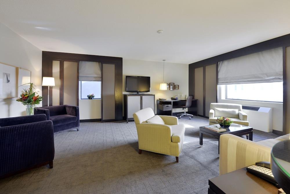 Arc The Hotel Ottawa Exterior photo